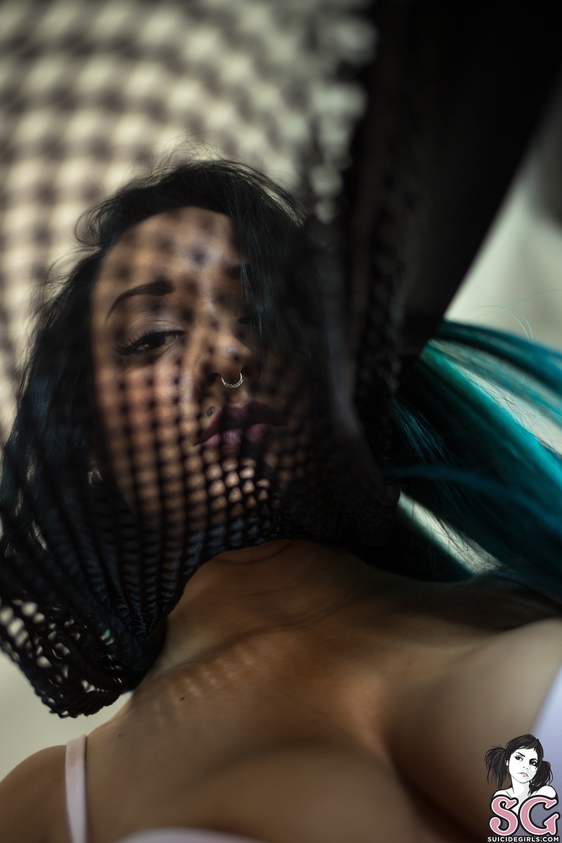 jazmyne-beautifulsinner-17.jpg