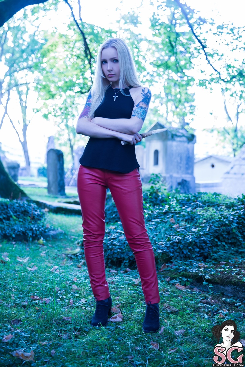 shamandalie-welcometothehellmouth-07.jpg