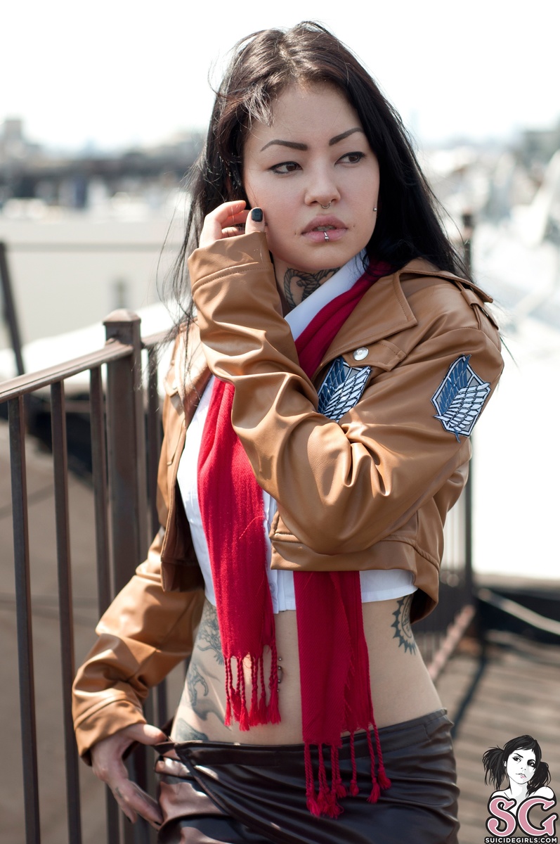 mariko-theworldthegirlsaw-09.jpg