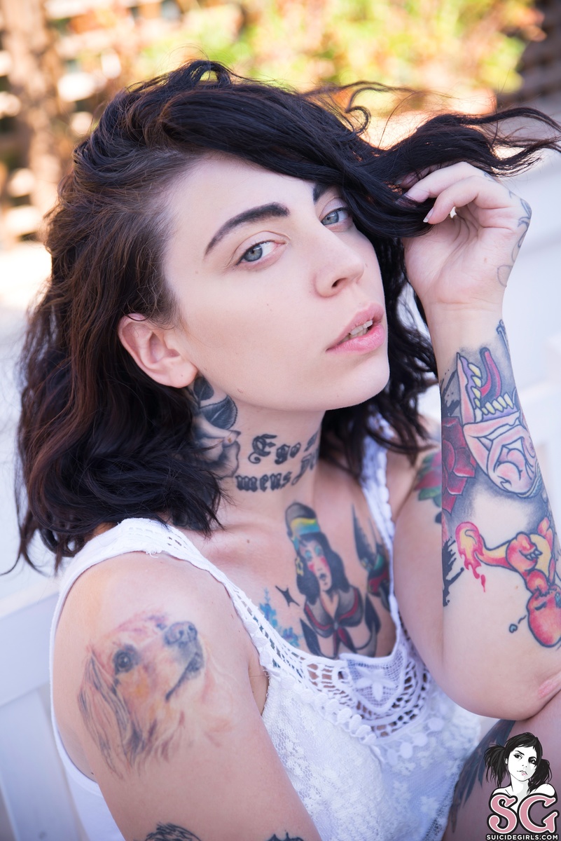 alisong-enjoyingtheearlymorning-05.jpg