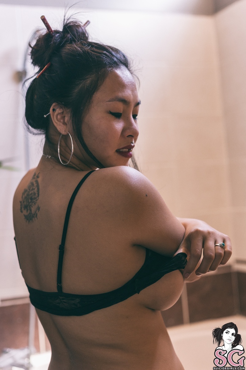 loupiote-thebathoftheasian-17.jpg