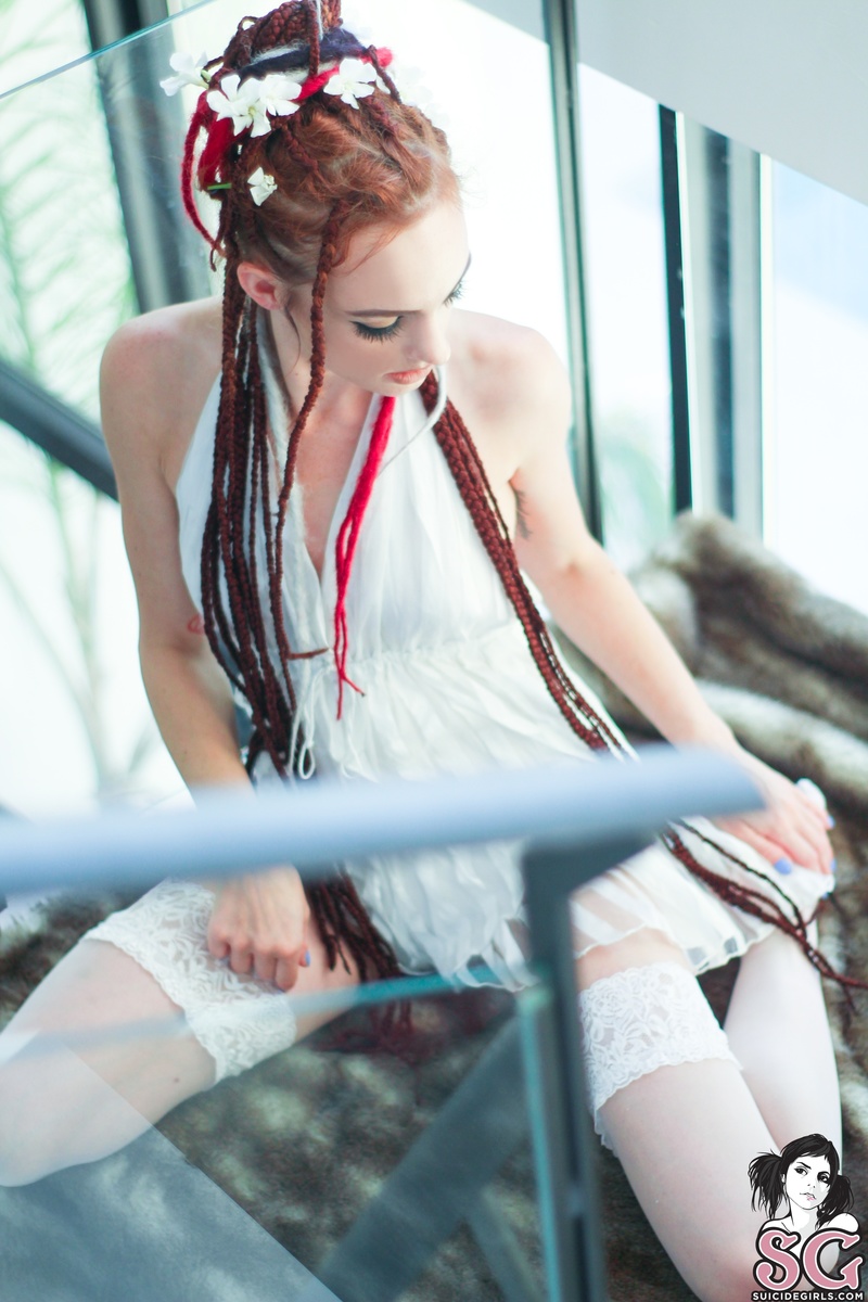 sophiestonem-yourgirlyourprincess-17.jpg
