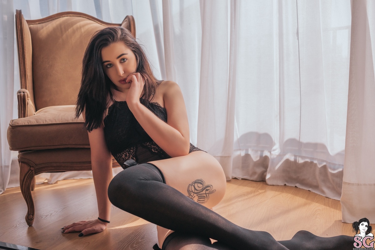 shylva-mirrormirror-09.jpg