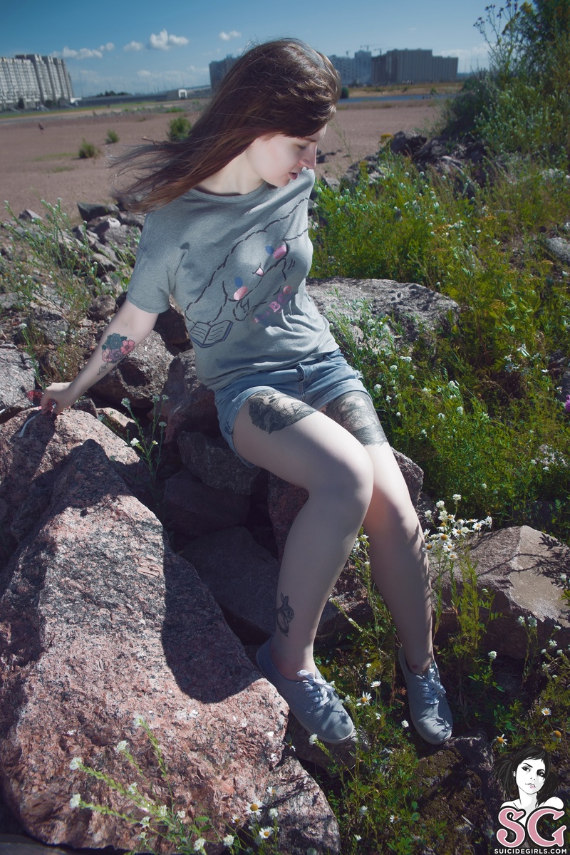 elliehedgie-summertimeblue-03.jpg