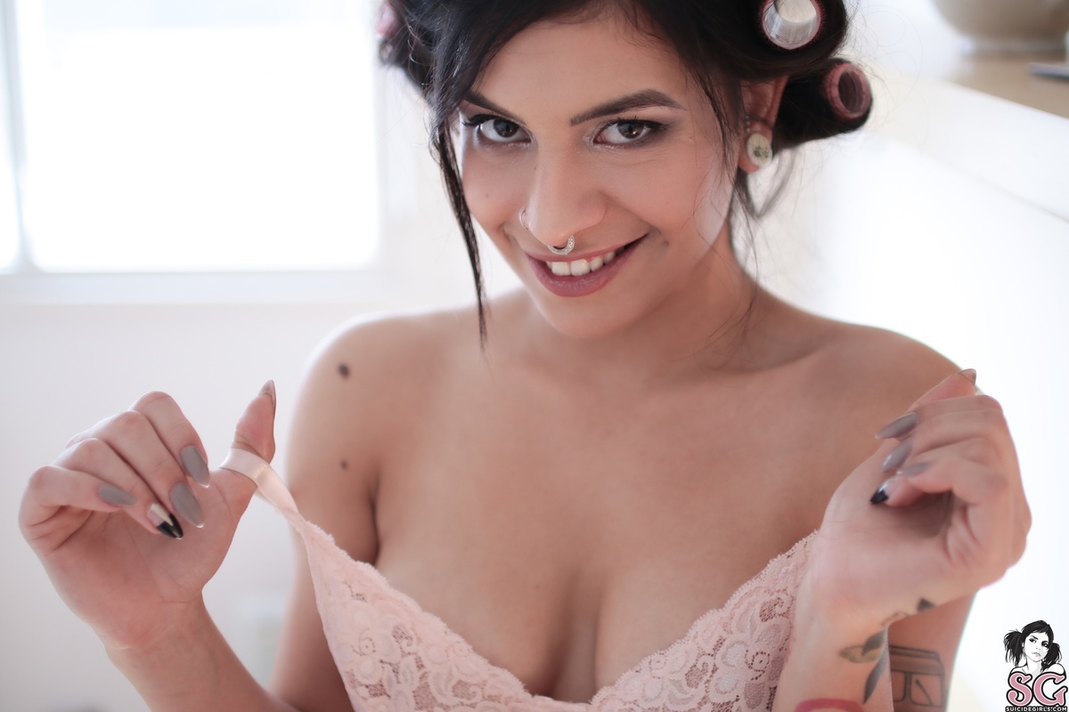 brypunky-curlycurves-13.jpg