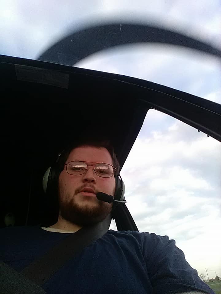 23167764_253642205161112_389381214874711864_n.jpg
