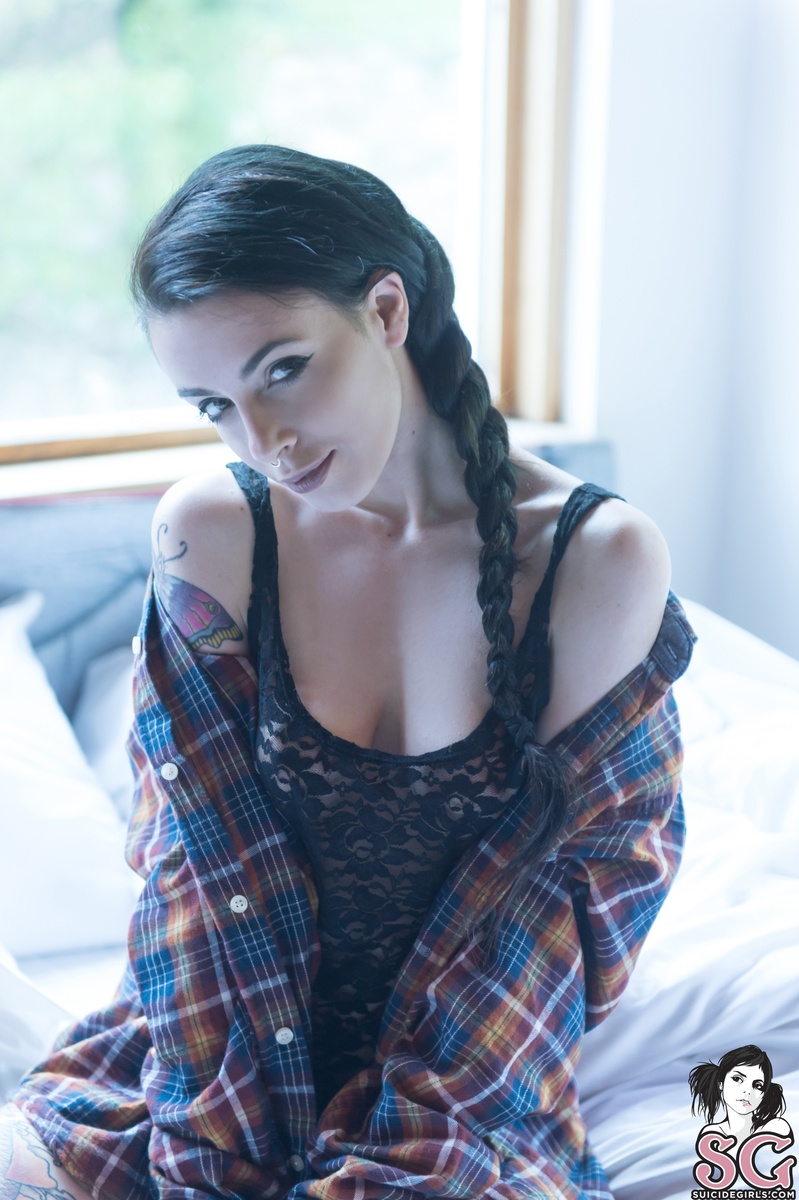 tanyabat-cabininthewoods-03.jpg