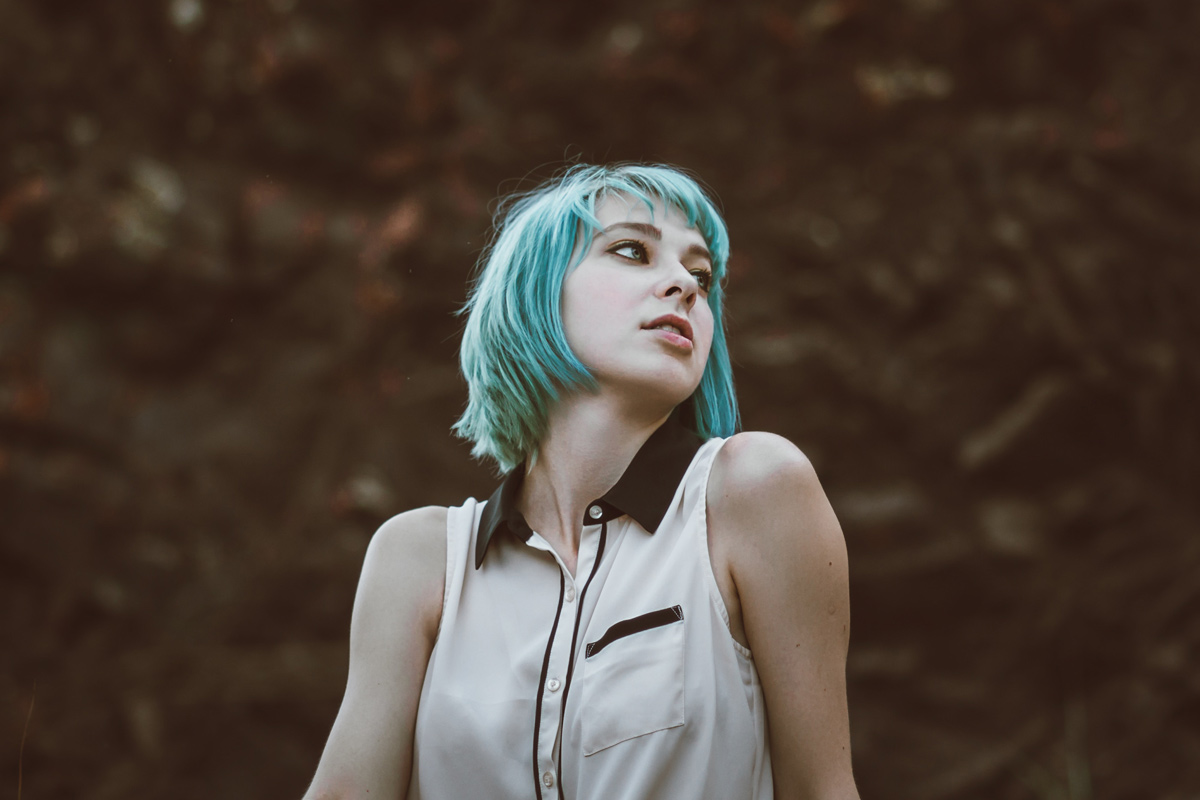 4_woman-nature-outbrain.jpg