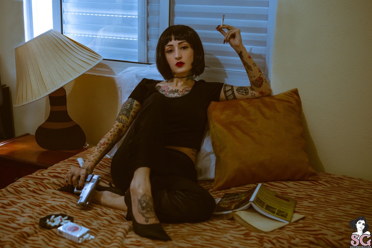 jacqueline-isaidgoddamngoddamn-11.jpg