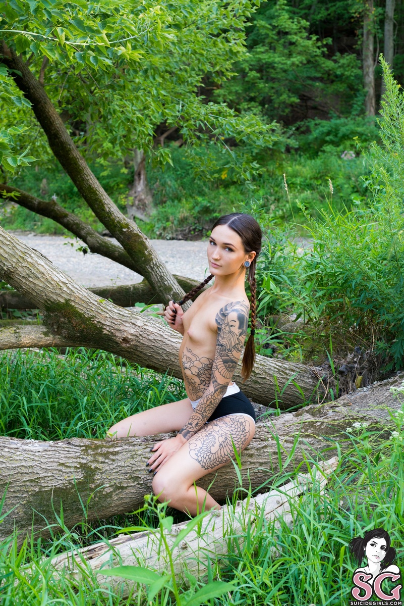 hellcat-petrichor-21.jpg