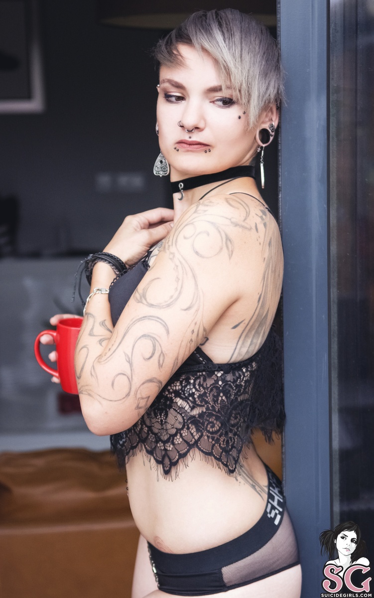 hellmi-letsbang-09.jpg
