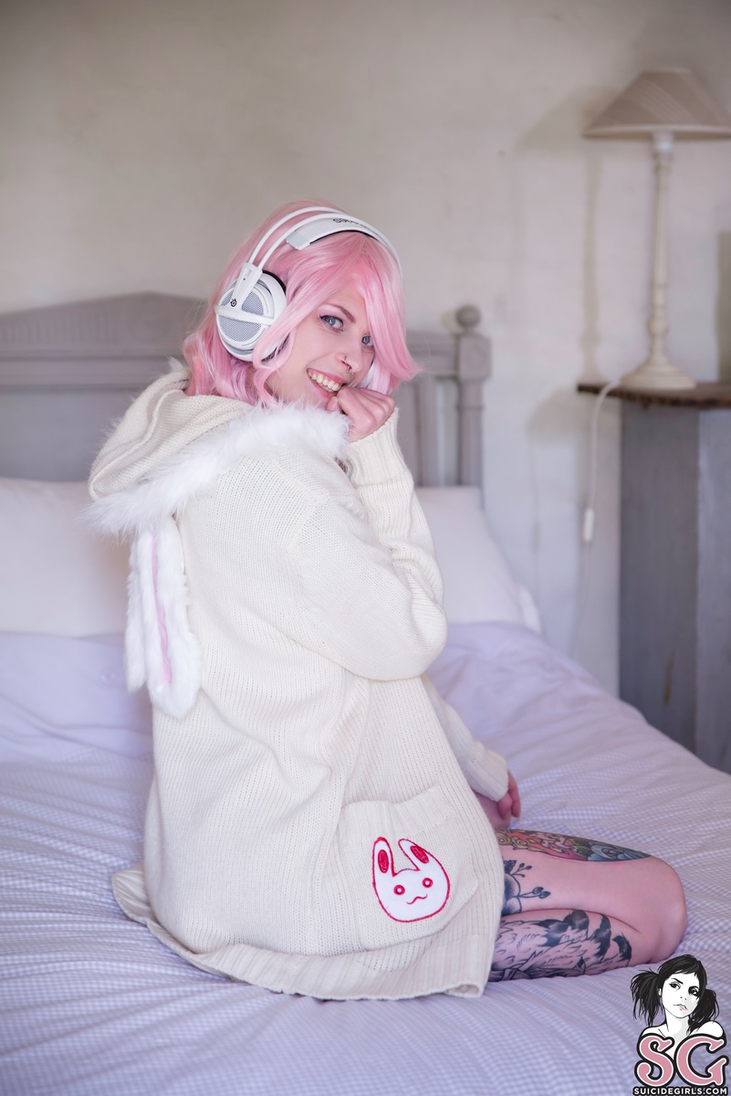 lilymai-supersoniletsgo-03.jpg