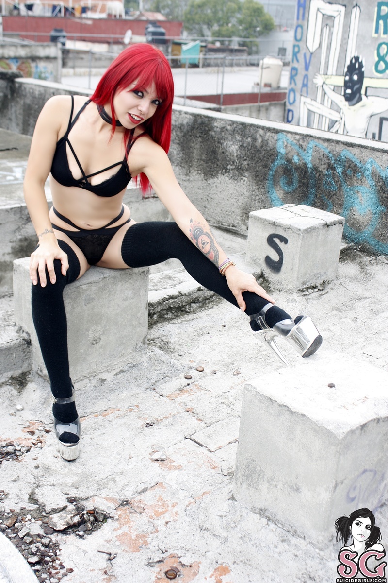 redblossom-sweetchaos-01.jpg
