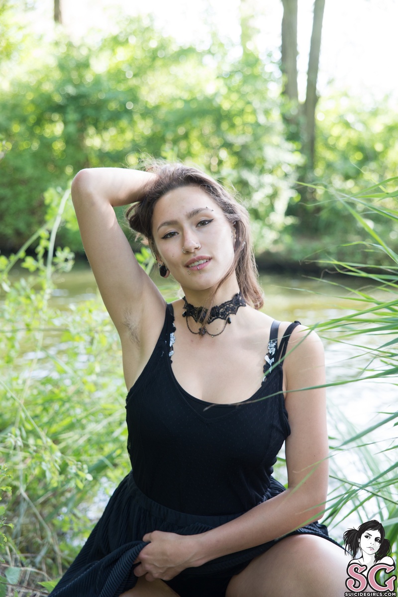 larabeard-ladyofthelake-09.jpg
