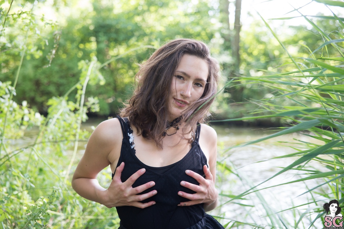 larabeard-ladyofthelake-13.jpg