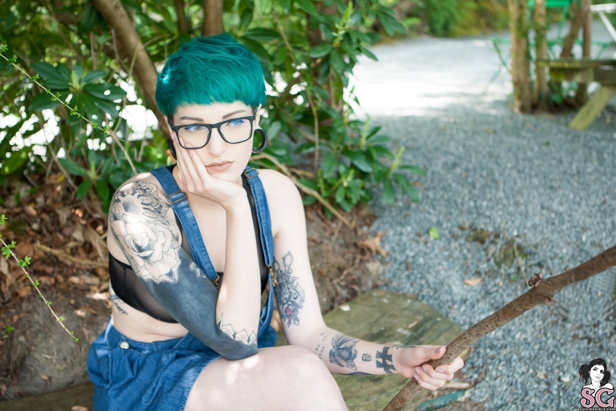 ninety-waterlilylake-07.jpg