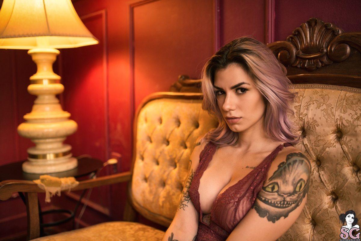 lelly-confident-09.jpg