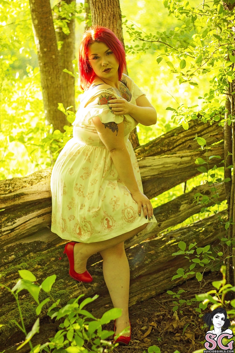 xcherryxkissx-intothewoods-07.jpg