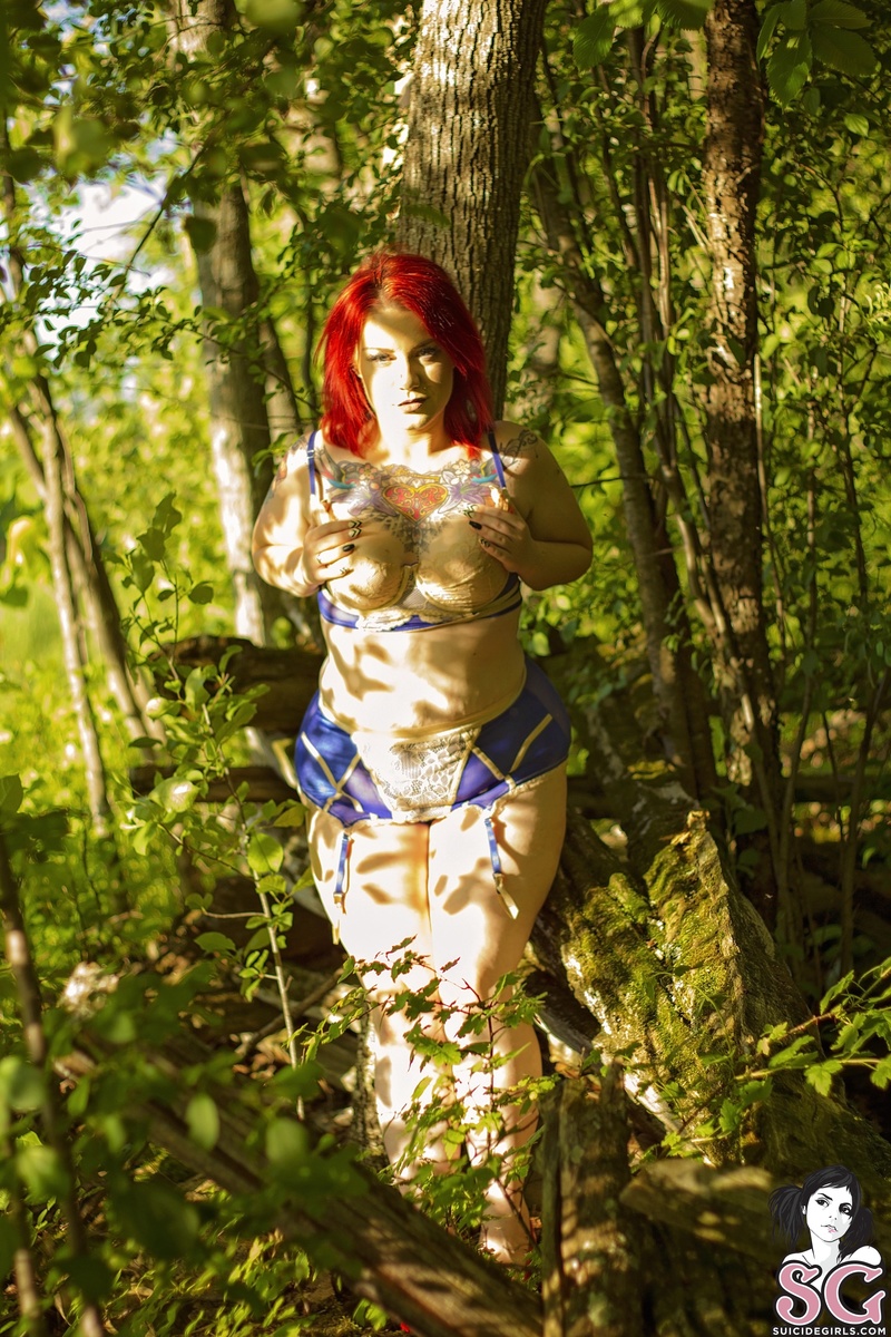 xcherryxkissx-intothewoods-13.jpg