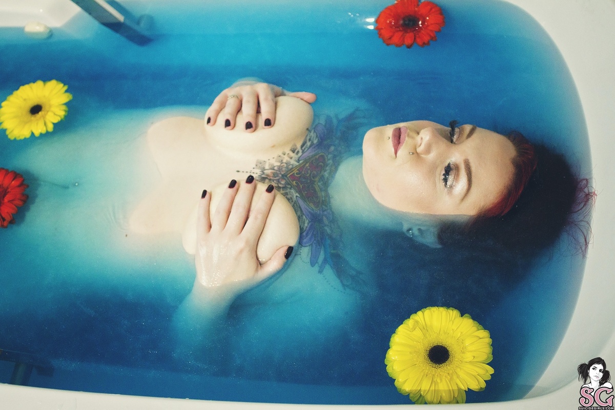 xcherryxkissx-bluebomb-33.jpg