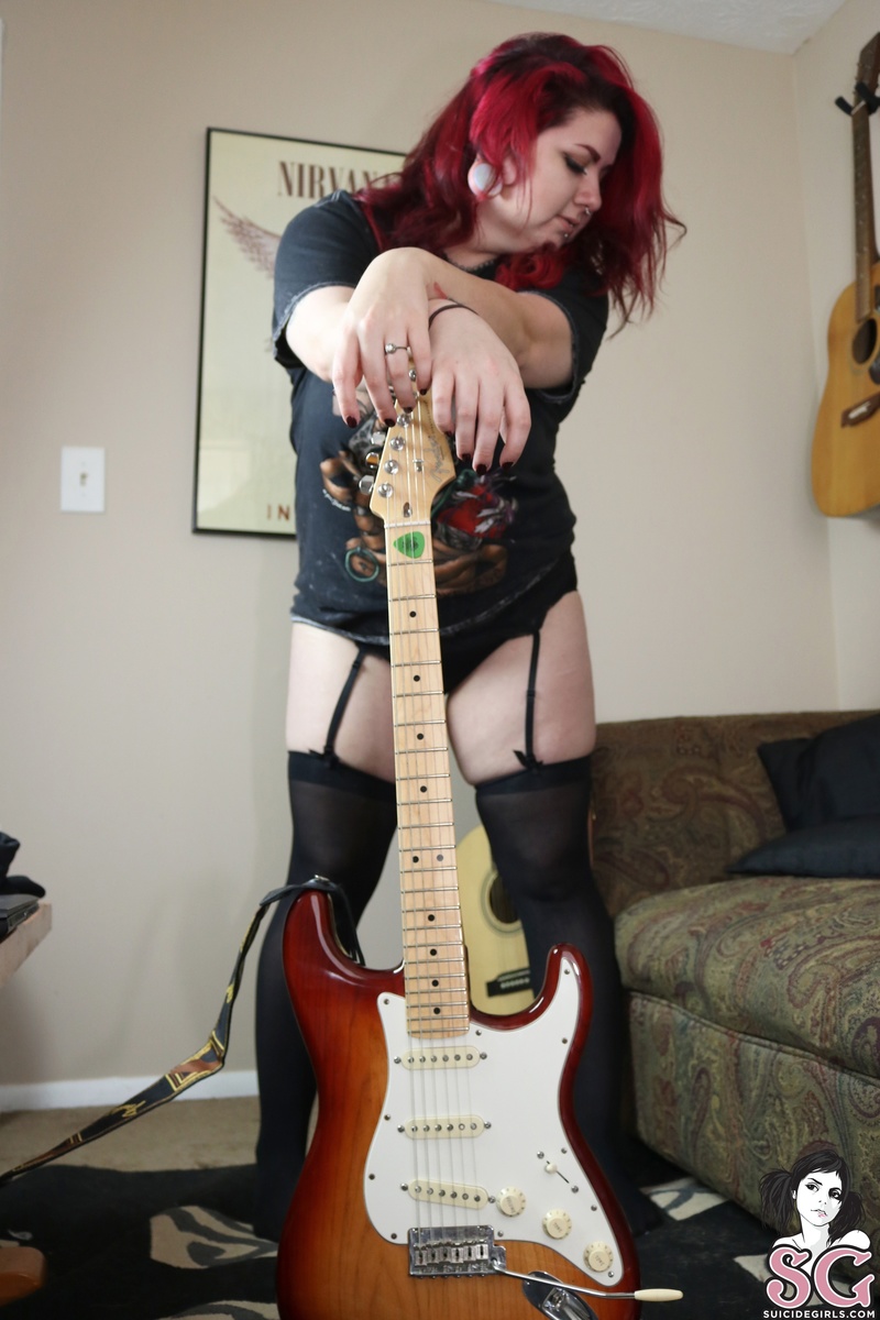 scvmmy-hardwired-09.jpg