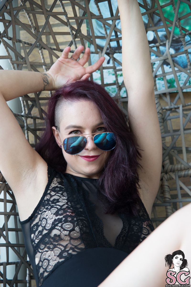 aprildivine-rocketqueen-19.jpg