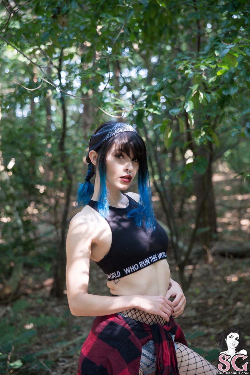 novaanne-flora-01.jpg