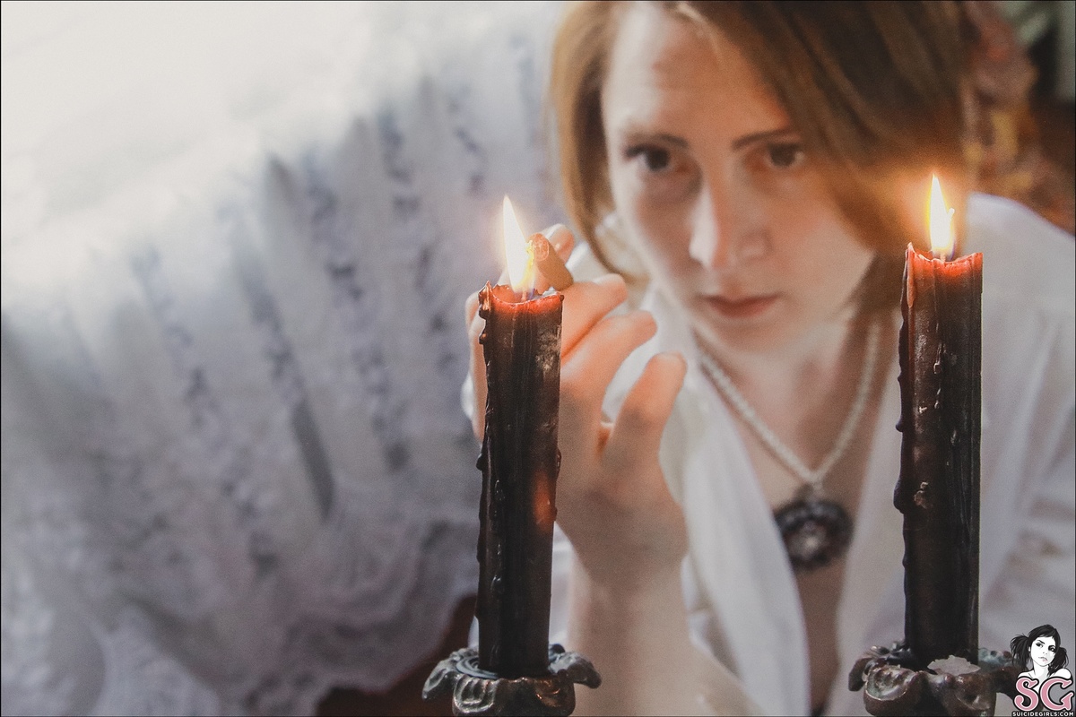 faerysuicide-palememoryroompti-05.jpg