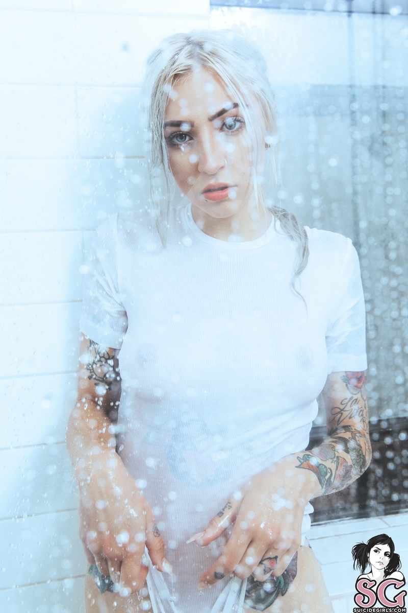 ivory-untitled-09.jpg
