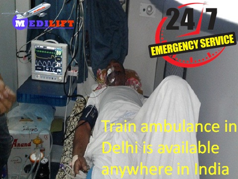 Best Train Ambulance in Delhi at affordable