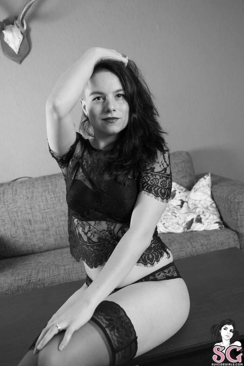 aprildivine-insidebeauty-05.jpg
