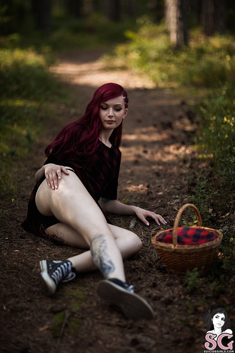 ultramarie-deepinforest-05.jpg