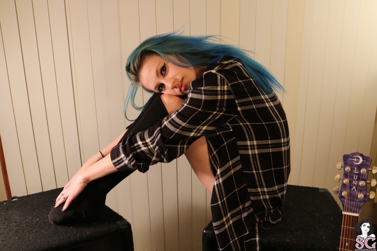 laylasuicide-comejamwithme-07.jpg