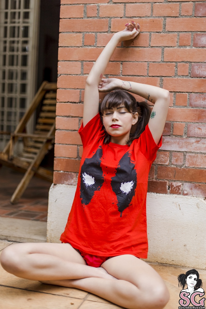 dinhasun-deadpoolgirl-01.jpg