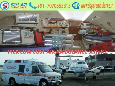 Sky Air Ambulance from Bhopal to Delhi has Paramedical Team