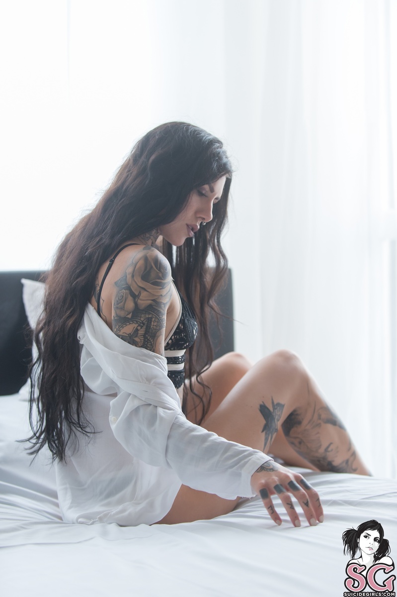 nikkisleepy-spacebound-09.jpg