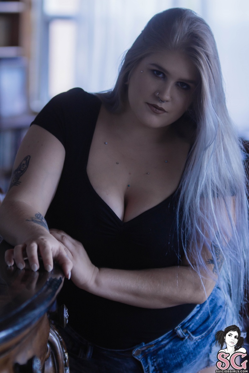 karleequinn-blueboudoir-01.jpg