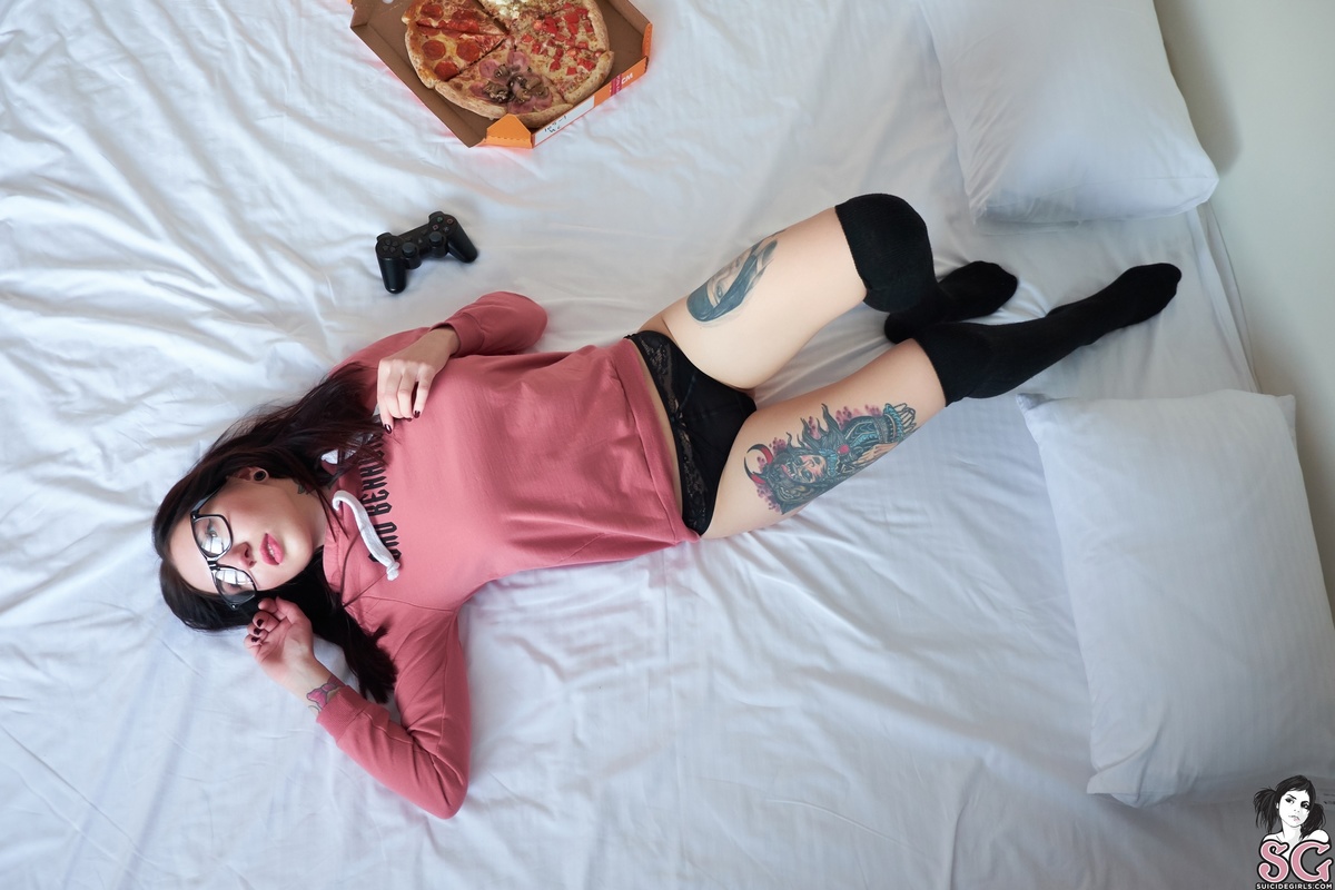 donawhale-playnow-07.jpg