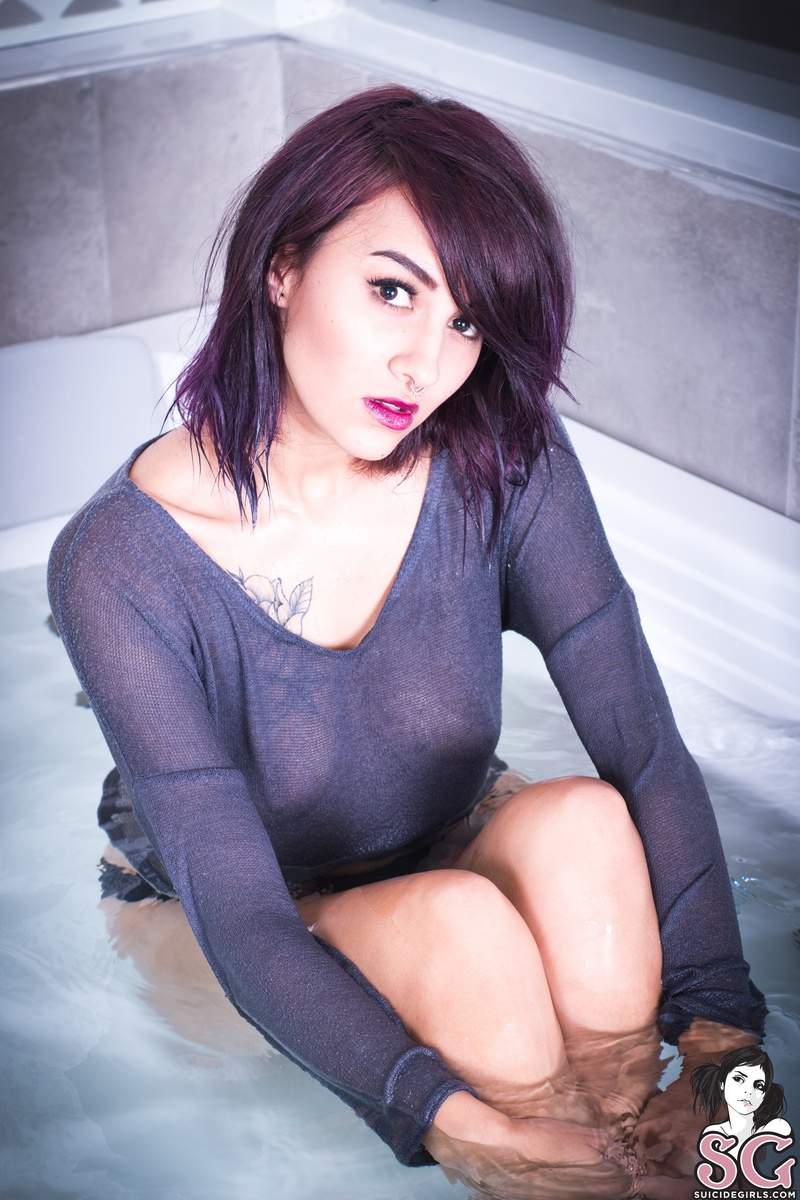 liasunmoon-wet-27.jpg