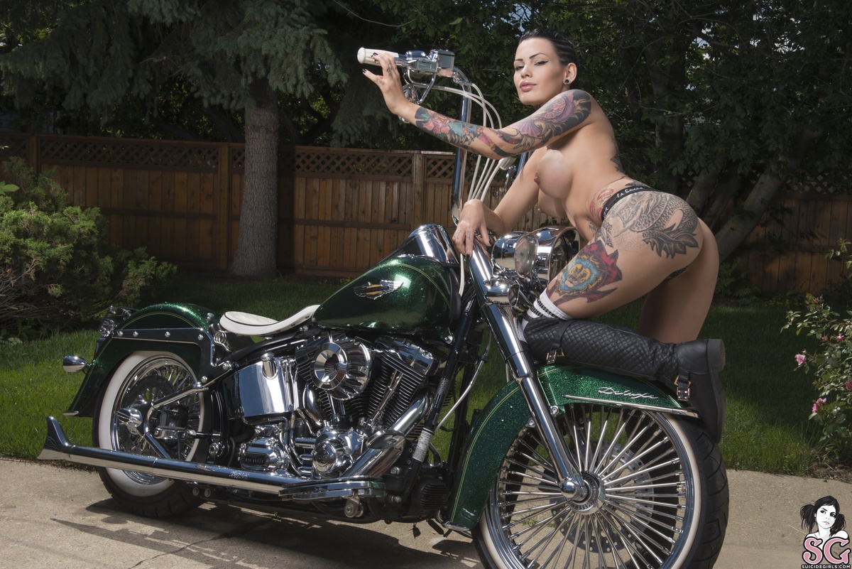 darcydiamond90-dilligaf-33.jpg
