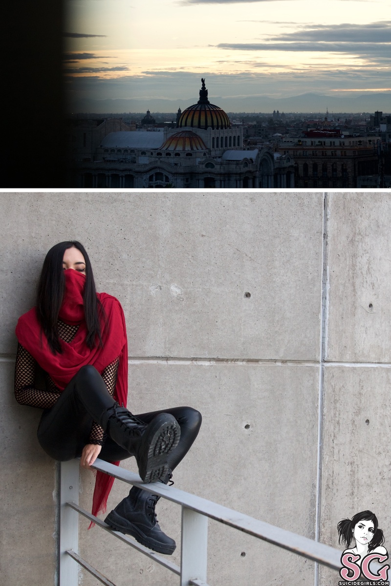 tiare-blacksky-01.jpg