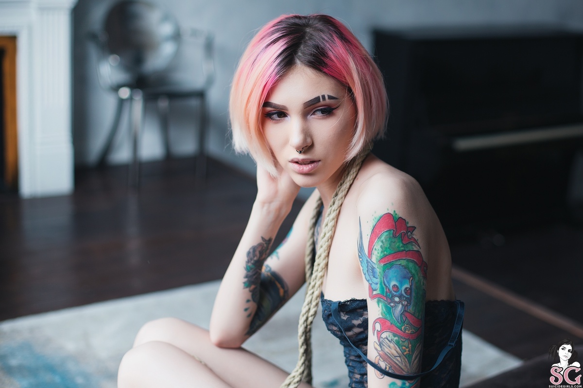 snowyfeles-tiemeup-03.jpg