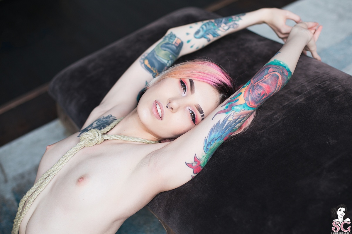 snowyfeles-tiemeup-21.jpg