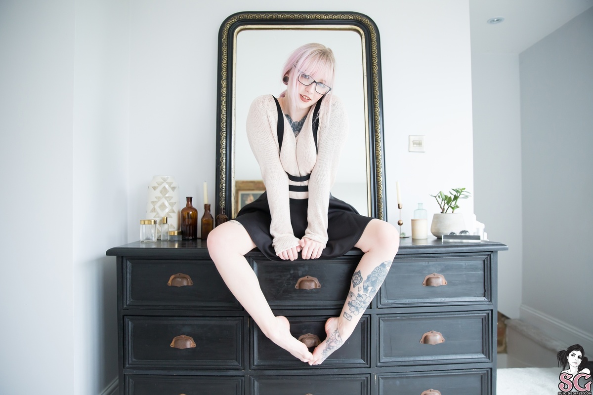 runa-thelittledeath-01.jpg