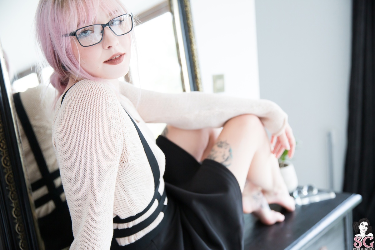 runa-thelittledeath-03.jpg