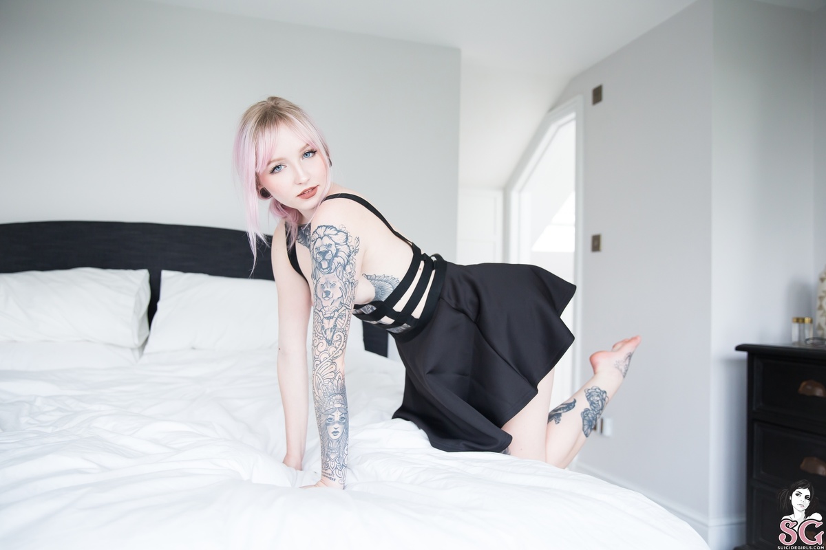 runa-thelittledeath-19.jpg