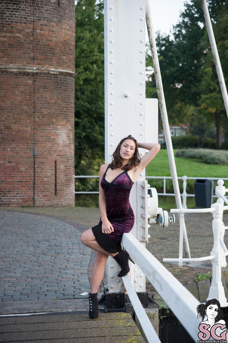 larabea-whereismyromeo-07.jpg