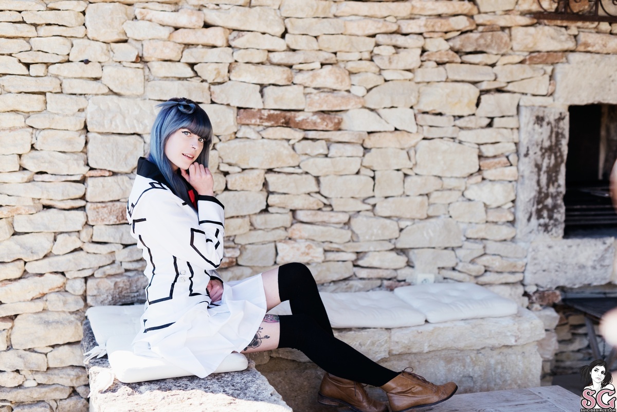 lilymai-inthenightclass-01.jpg