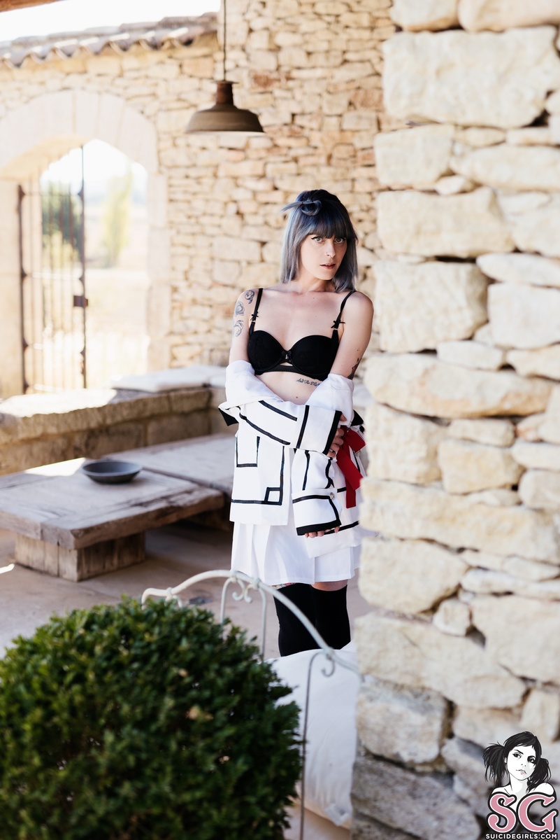 lilymai-inthenightclass-09.jpg