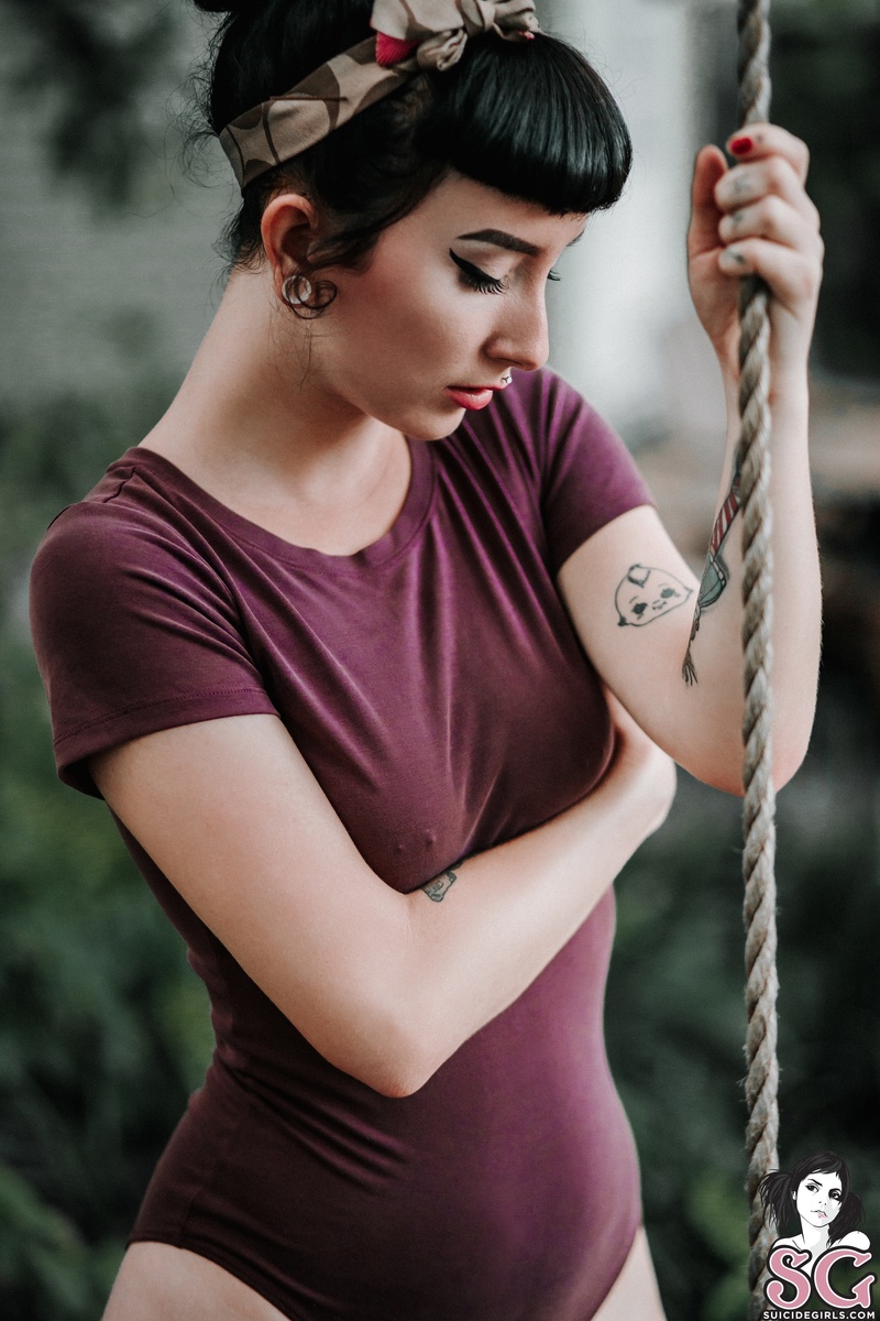 babydollsuicidesg-curfew-05.jpg